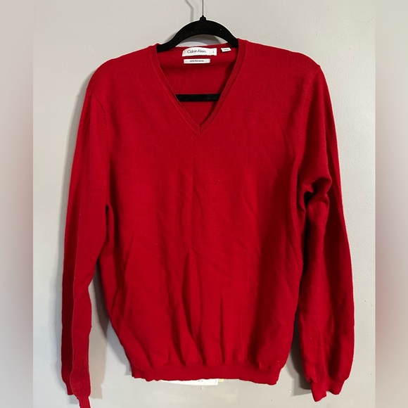 Calvin Klein Extra Fine Merino Wool Men's Red V Neck Sweater - Picture 1 of 12